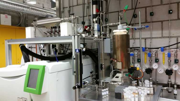 Enlarged view: Catalyst Testing Rig